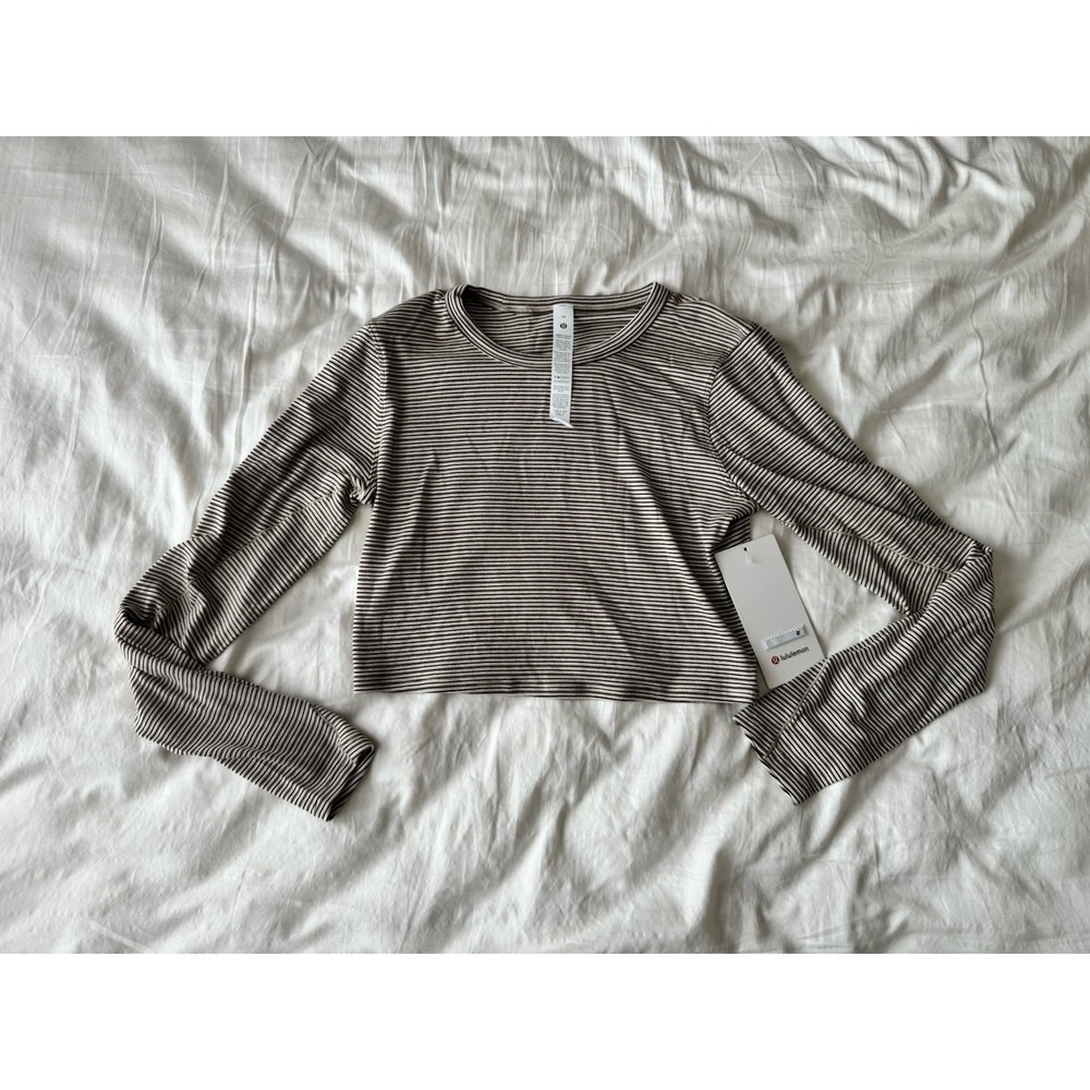 New Lululemon Hold Tight Straight-Hem Cropped LS  Color SRRT, Size 10 (MSRP $68)